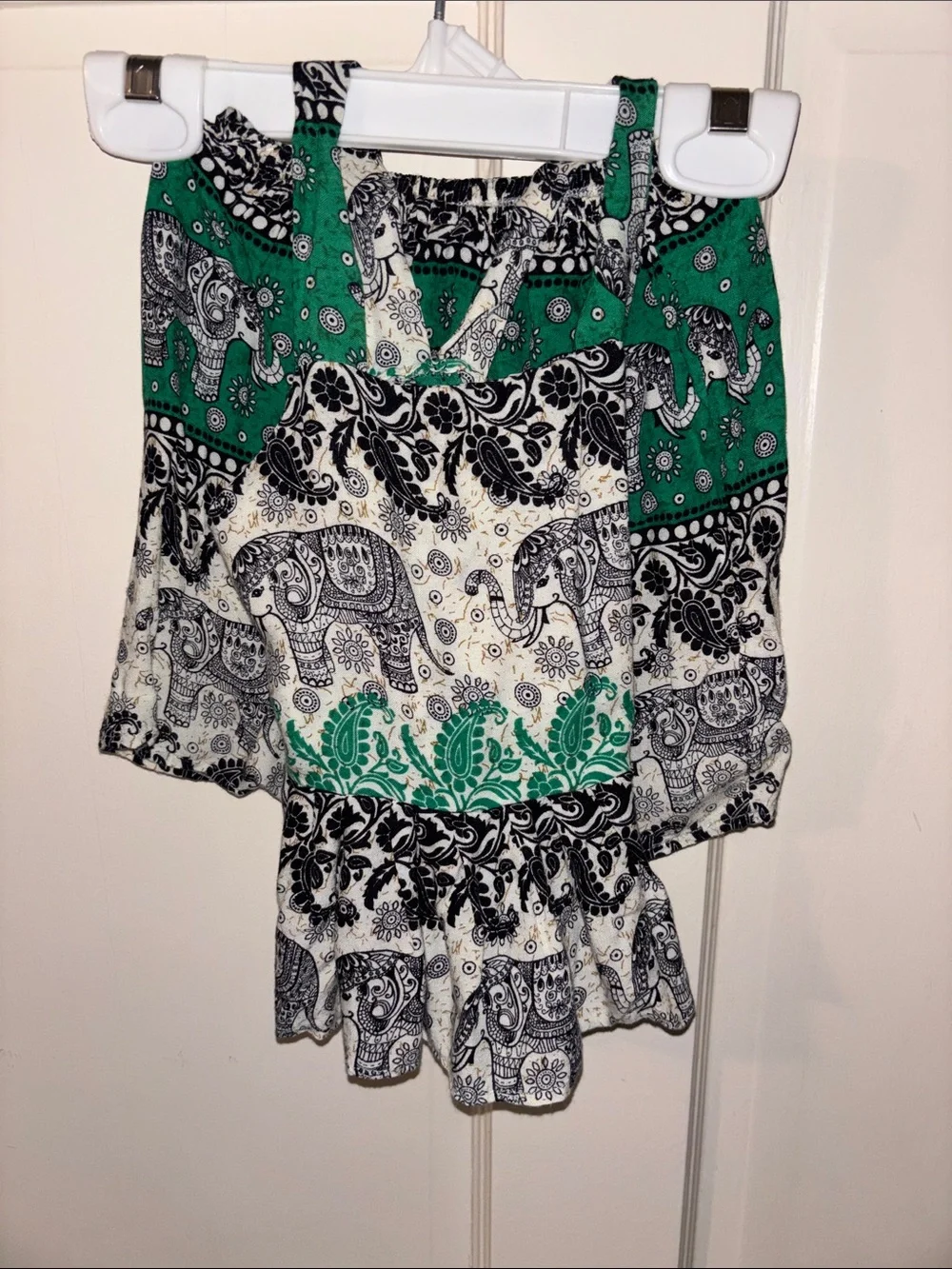 Thailand top and bottom Elephant Print Flounce Tank Top - Green / Black / White
